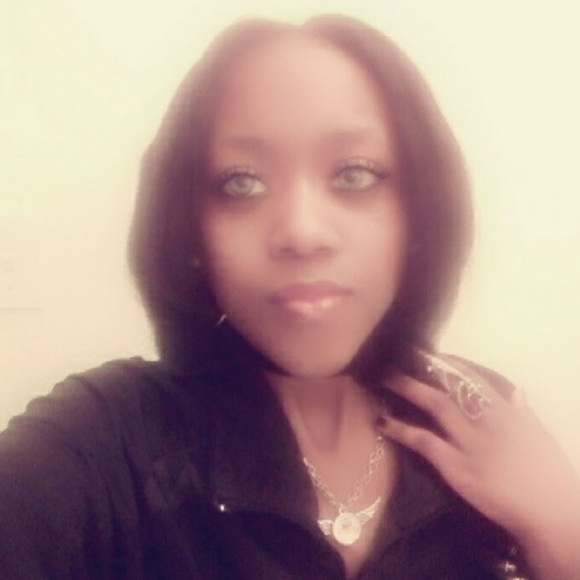 Meet your Posher, Jada - Picture 1 of 1